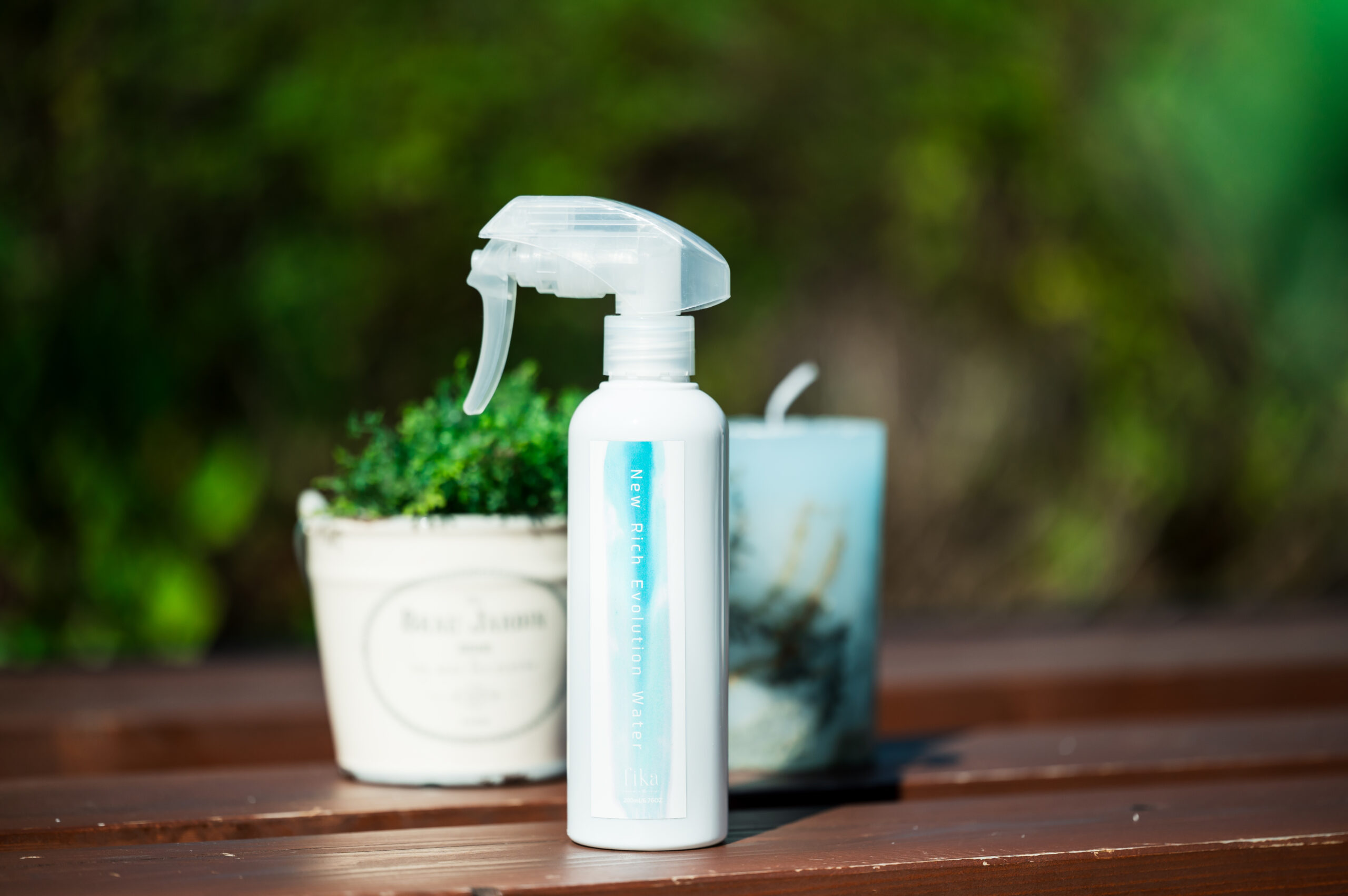 お家で髪質改善】髪の保湿化粧水のご紹介！ - fika